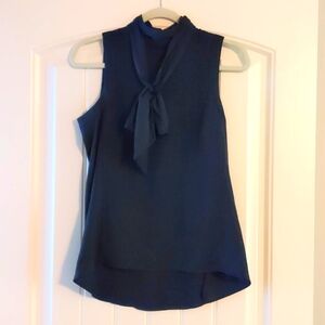 H&M Sleeveless Tie Neck Top